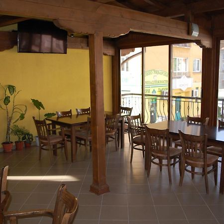 Hotel Vitosha Tryavna Bagian luar foto