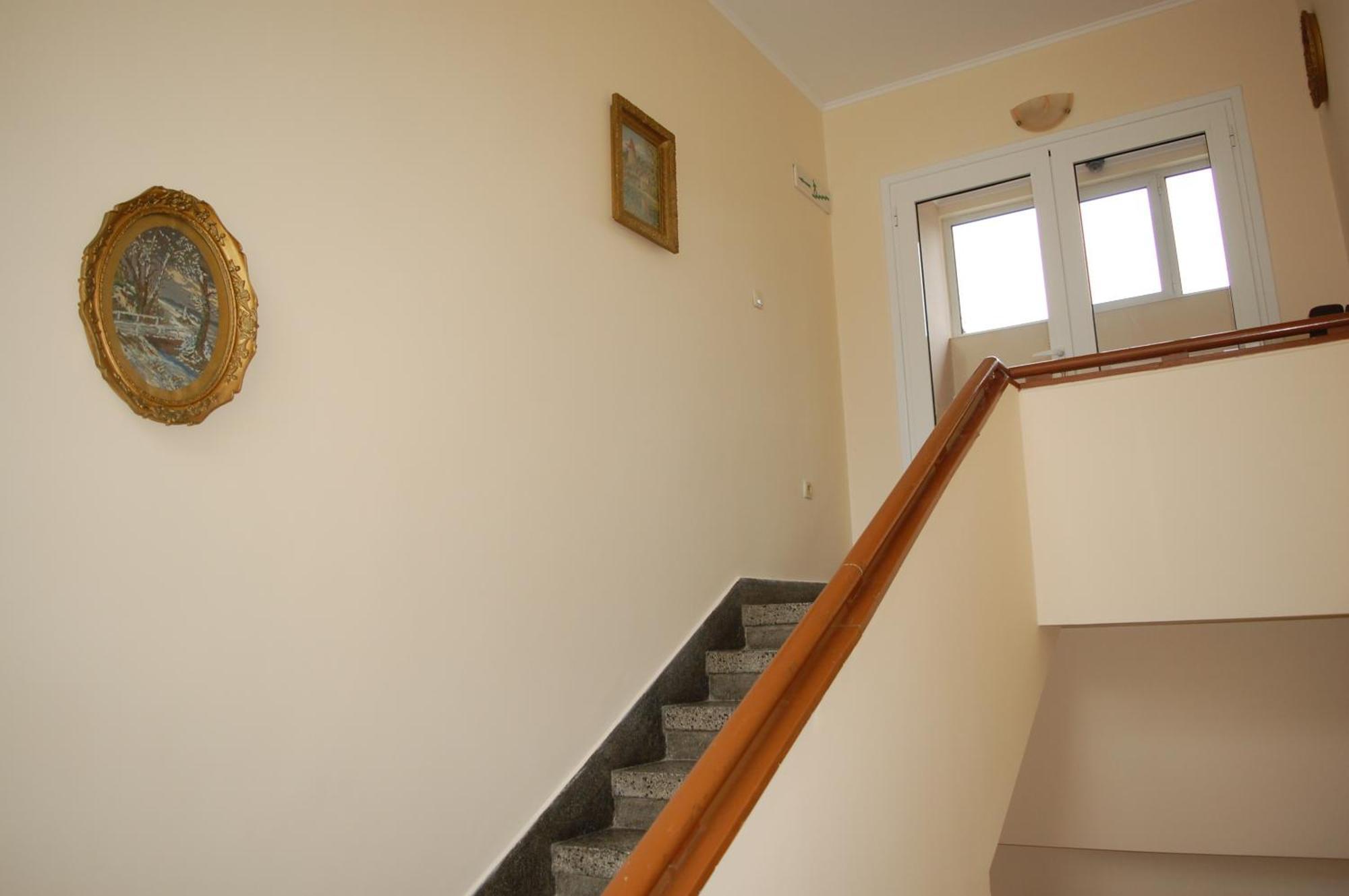 Hotel Vitosha Tryavna Bagian luar foto