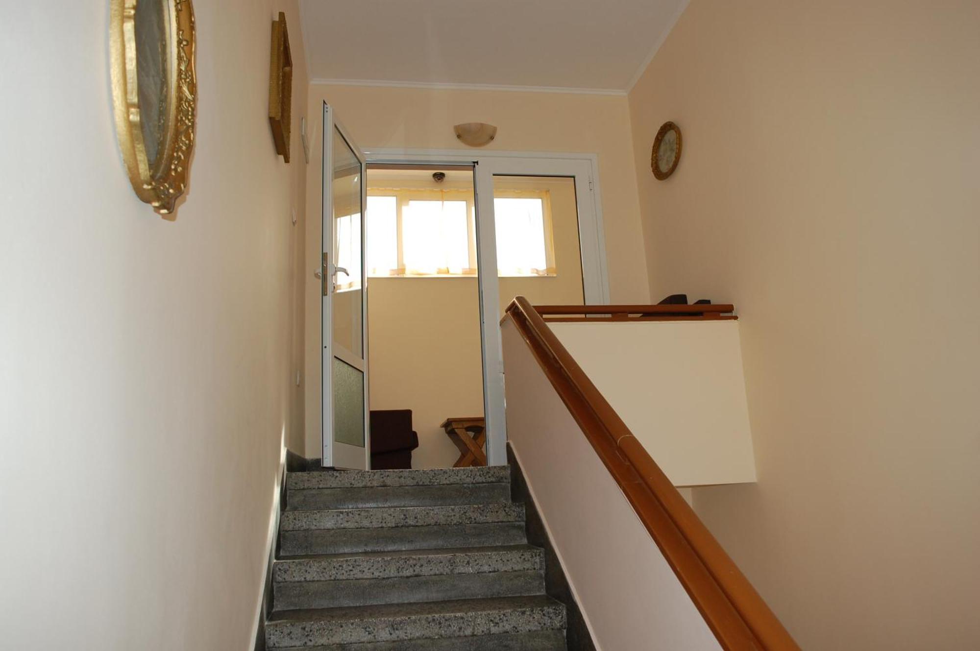 Hotel Vitosha Tryavna Bagian luar foto