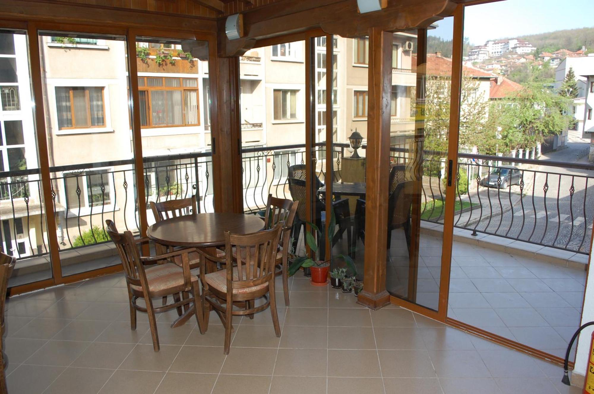 Hotel Vitosha Tryavna Bagian luar foto