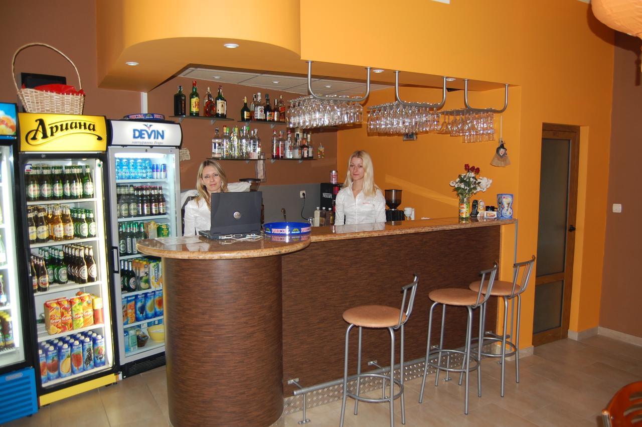 Hotel Vitosha Tryavna Bagian luar foto